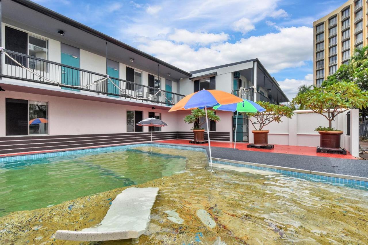 Capitanos Hotell Darwin Exteriör bild
